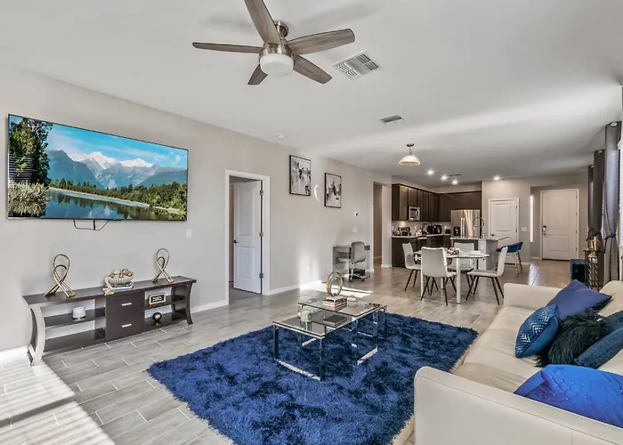 Entire 3 Beds & 2 Bath In Arizona