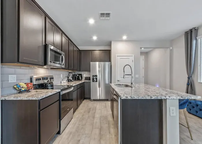 Entire 3 Beds & 2 Bath In Arizona * Surprise